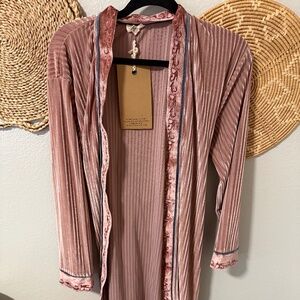 NWT POL Women's Robe